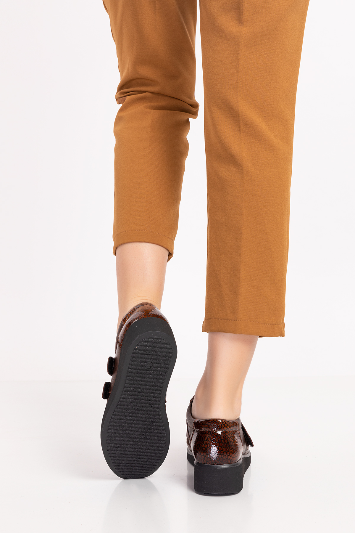 Gondol Hakiki Deri Kadın Kemik Çıkıntısına Özel Ayakkabı vdt.1670 - Görsel 4