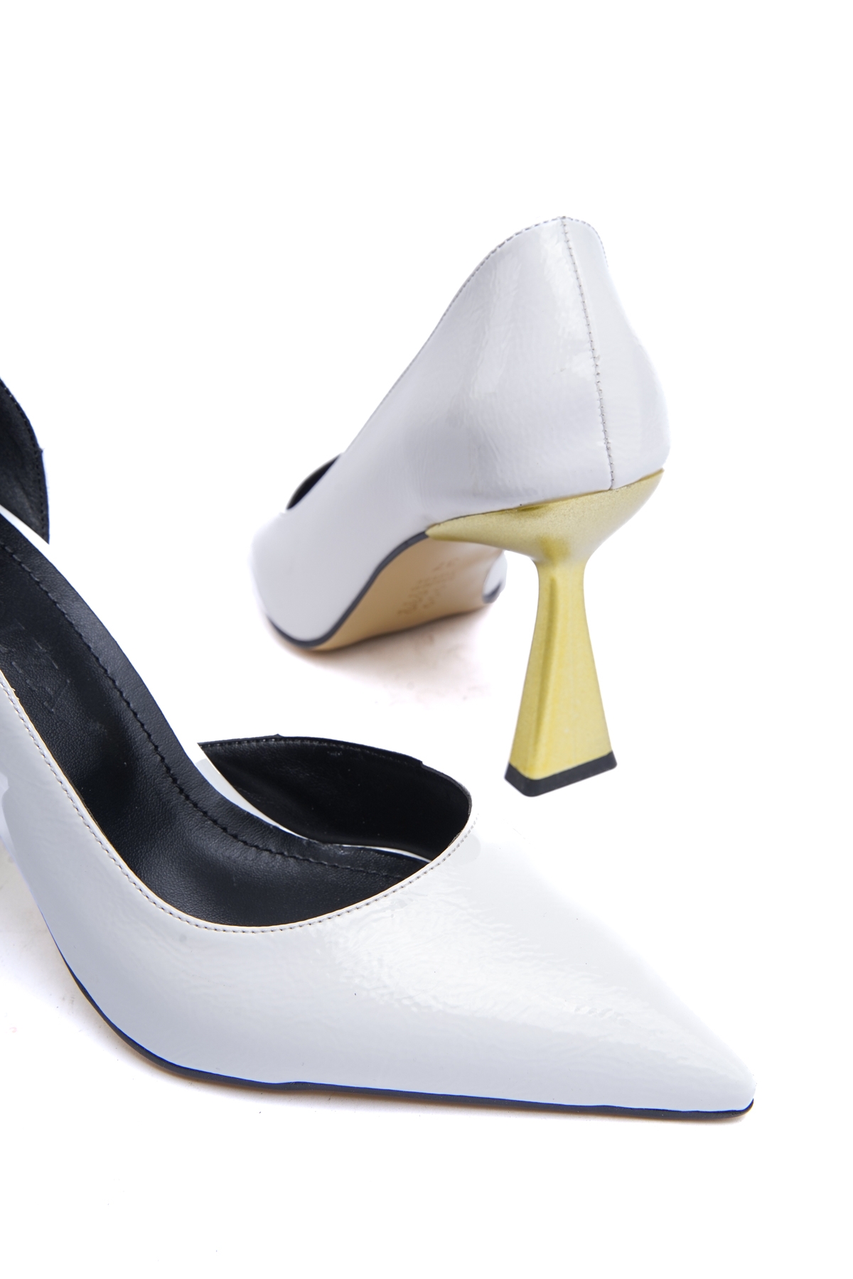 Scarlet Beyaz Kırışık Rugan (8cm) Topuk Boyu Günlük Kullanım Stiletto - Görsel 4