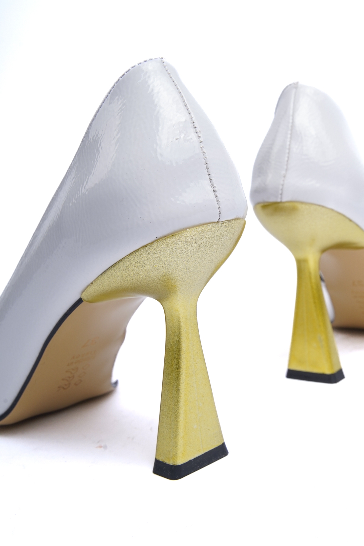 Scarlet Beyaz Kırışık Rugan (8cm) Topuk Boyu Günlük Kullanım Stiletto - Görsel 5