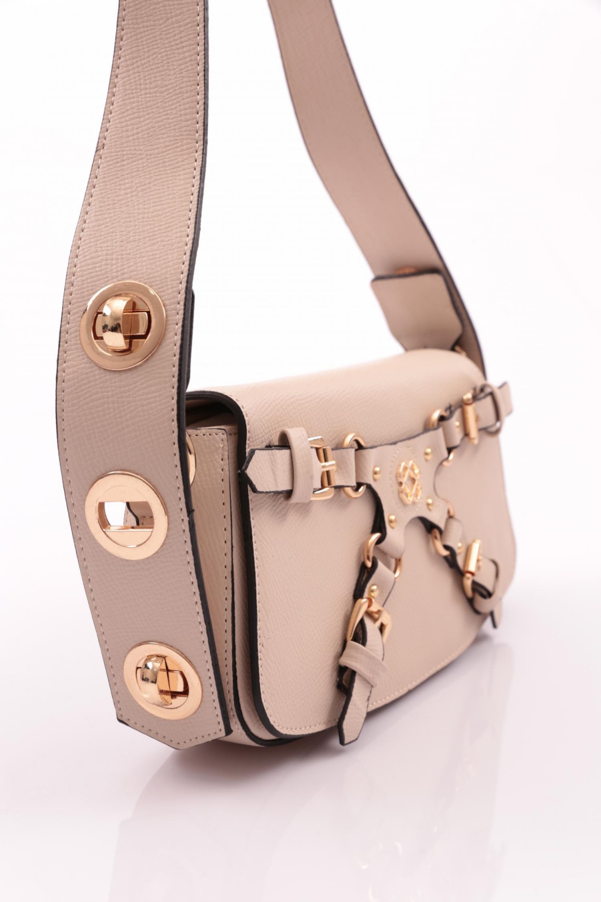 https://floimages.mncdn.com/media/catalog/product/24-01/17/201117024-4-1705473863.jpg