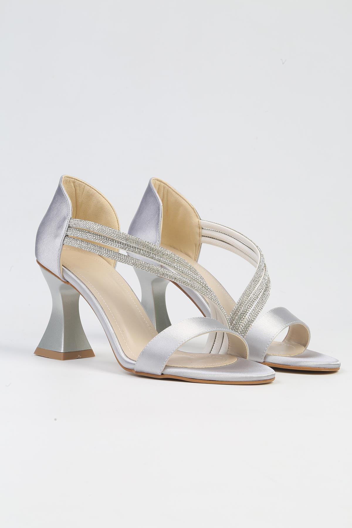 ® | PC-53009- 3691 Gri-Kadın Topuklu Ayakkabı - Görsel 3