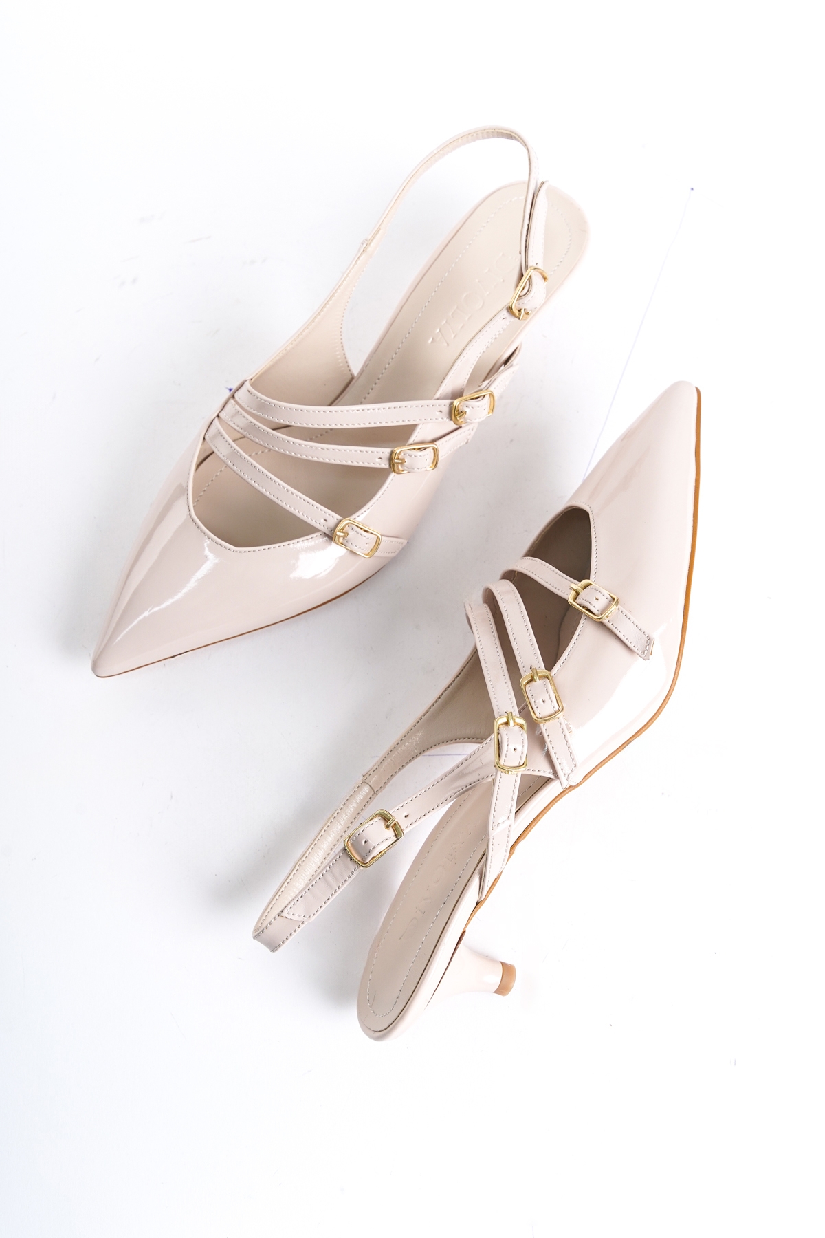 Vendy Bej Rugan (3cm) Topuklu Sivri Burun Üç Bantlı Günlük Ayakkabı - Görsel 3