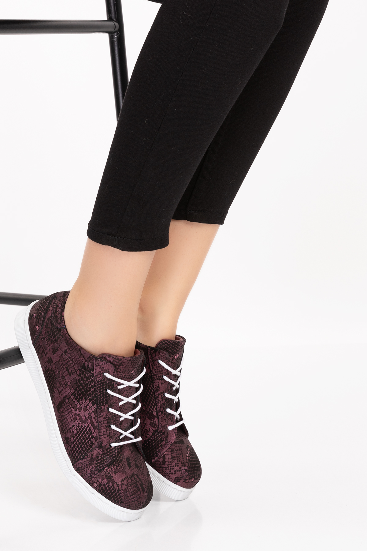 Gondol Kadın Hakiki Deri Desen Detaylı Günlük Rahat Ayakkabı gnd.109 - Görsel 2