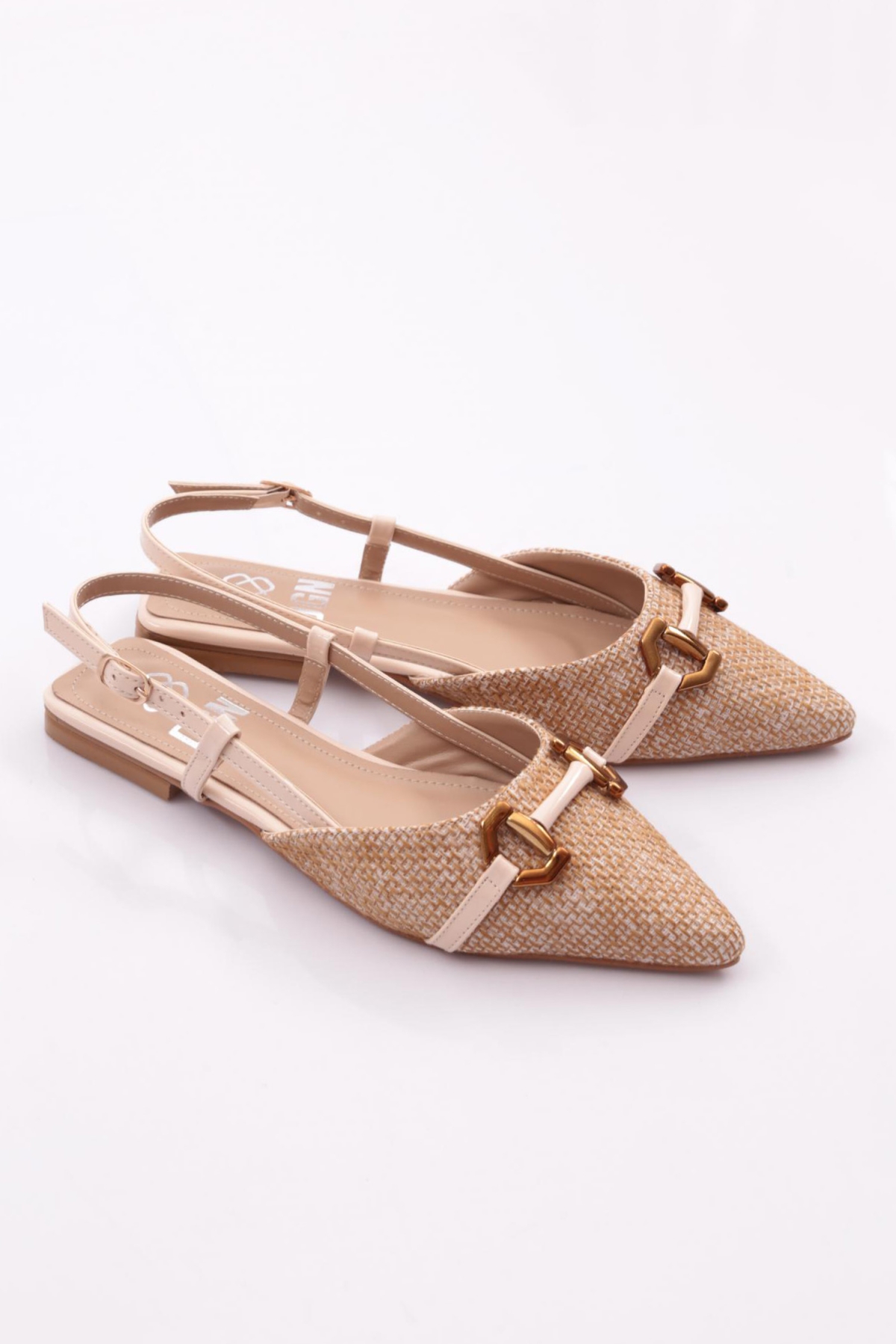 6006 Kadin Metal Aksesuarli Arkadan Bağlamali Babet - Görsel 3