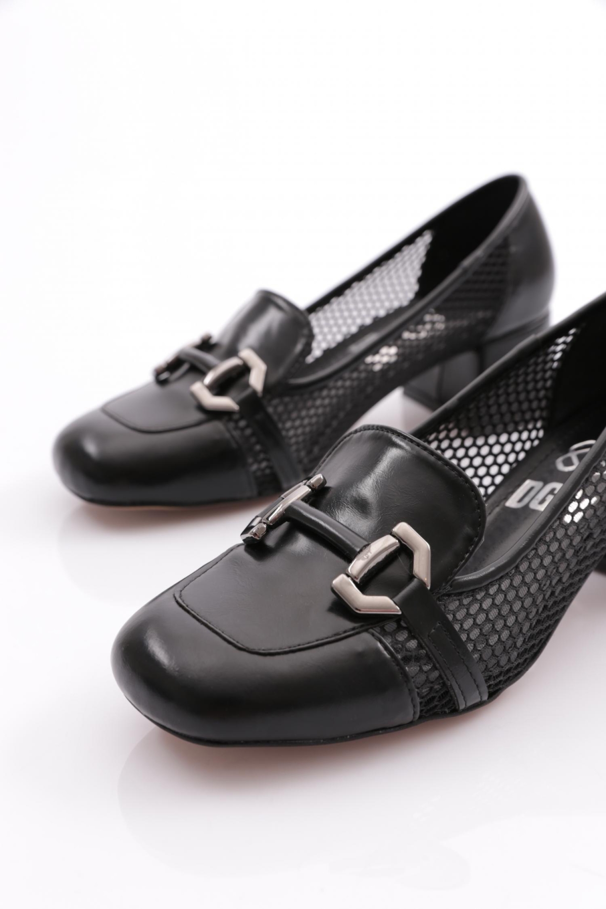 6552 Kadin Metal Aksesuarli Topuklu Ayakkabi - Görsel 5