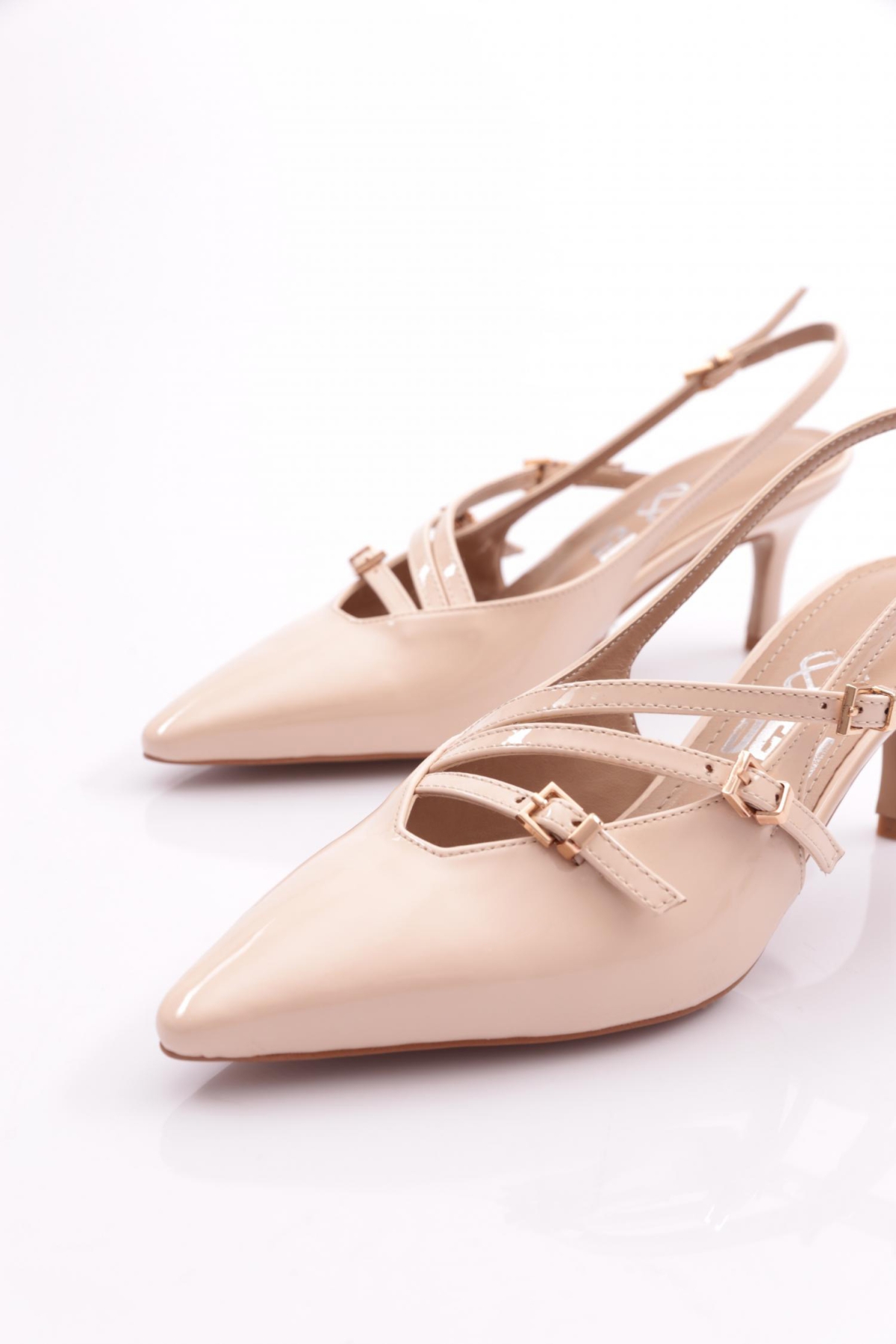 6655 Kadin Üstü Kemer Aksesuarli Topuklu Ayakkabi - Görsel 5