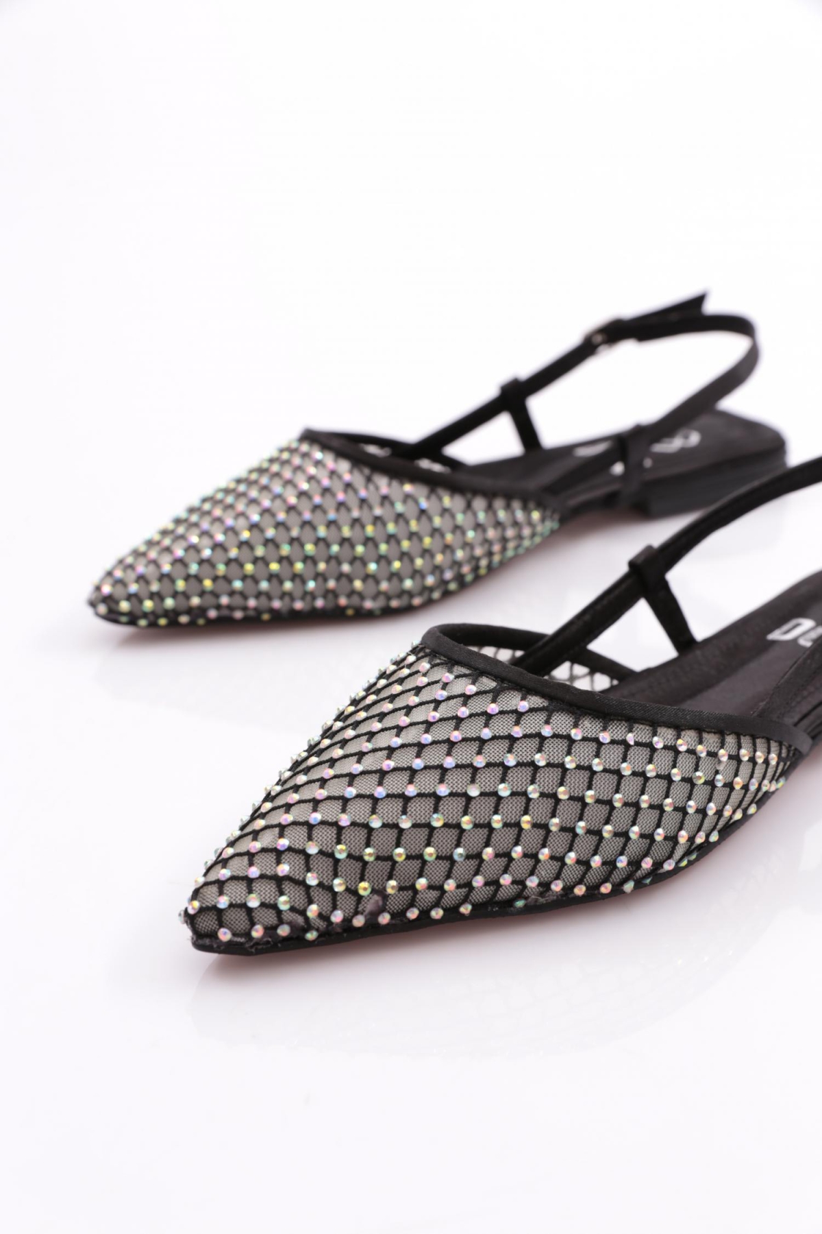 6015 Kadin Sivri Burun Arkadan Bağlamali Babet - Görsel 5