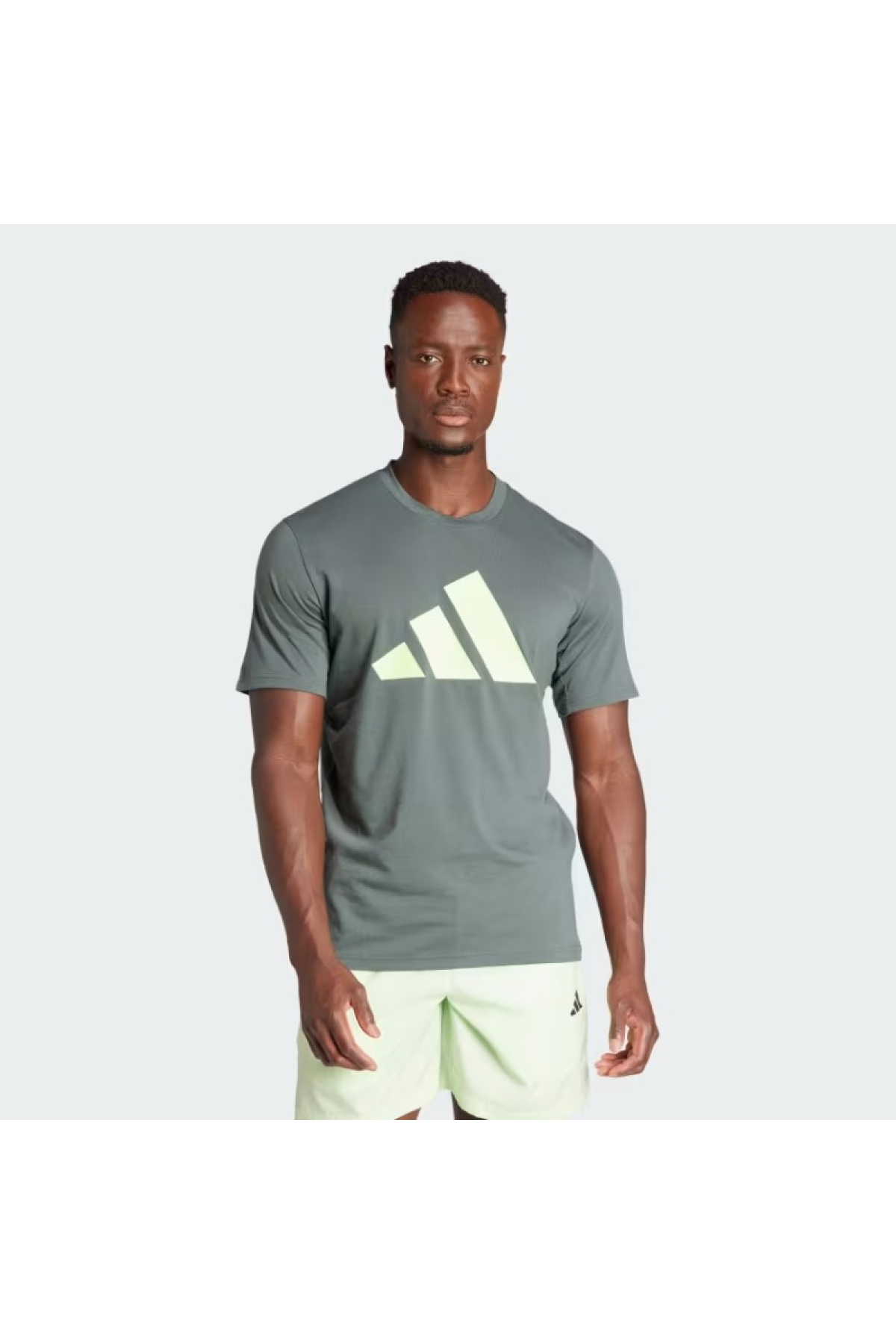 Train Essentials Erkek T-shirt