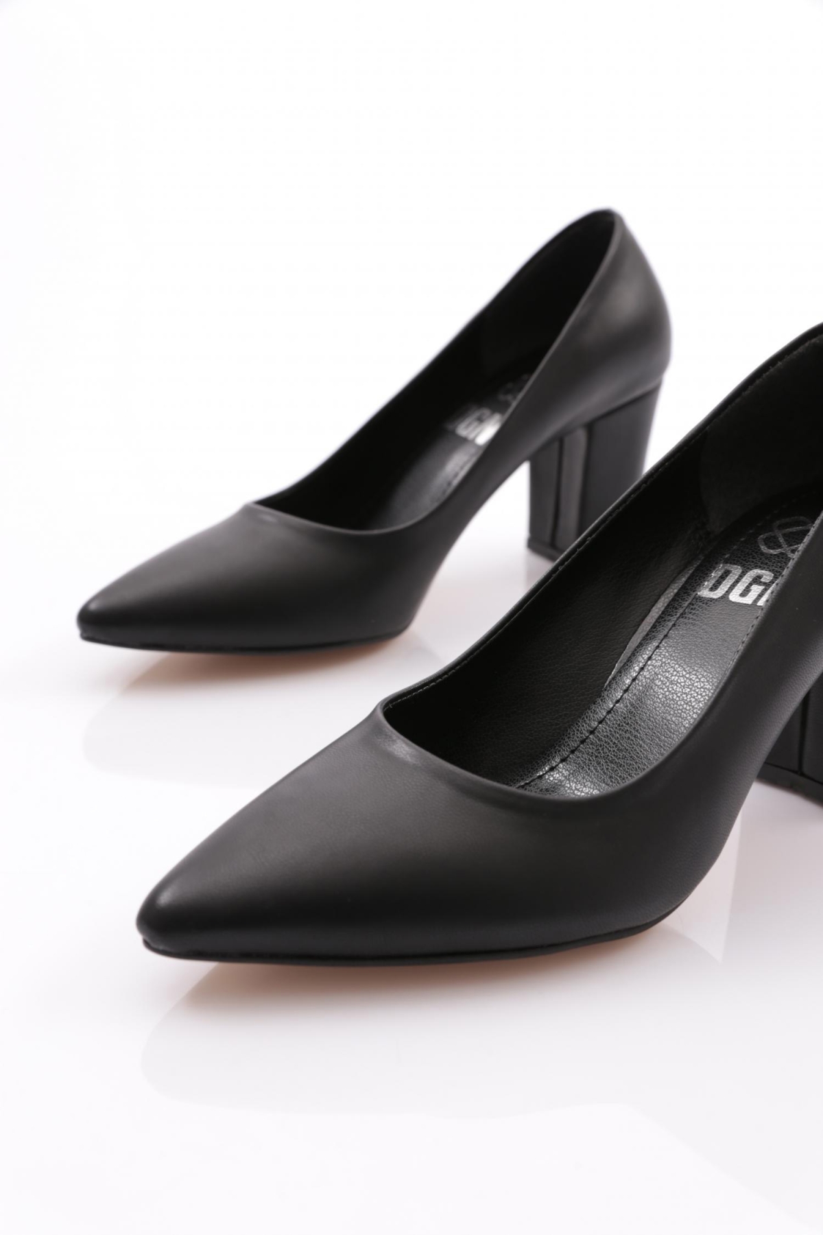126 Kadin Kalin Topuklu Ayakkabi - Görsel 5
