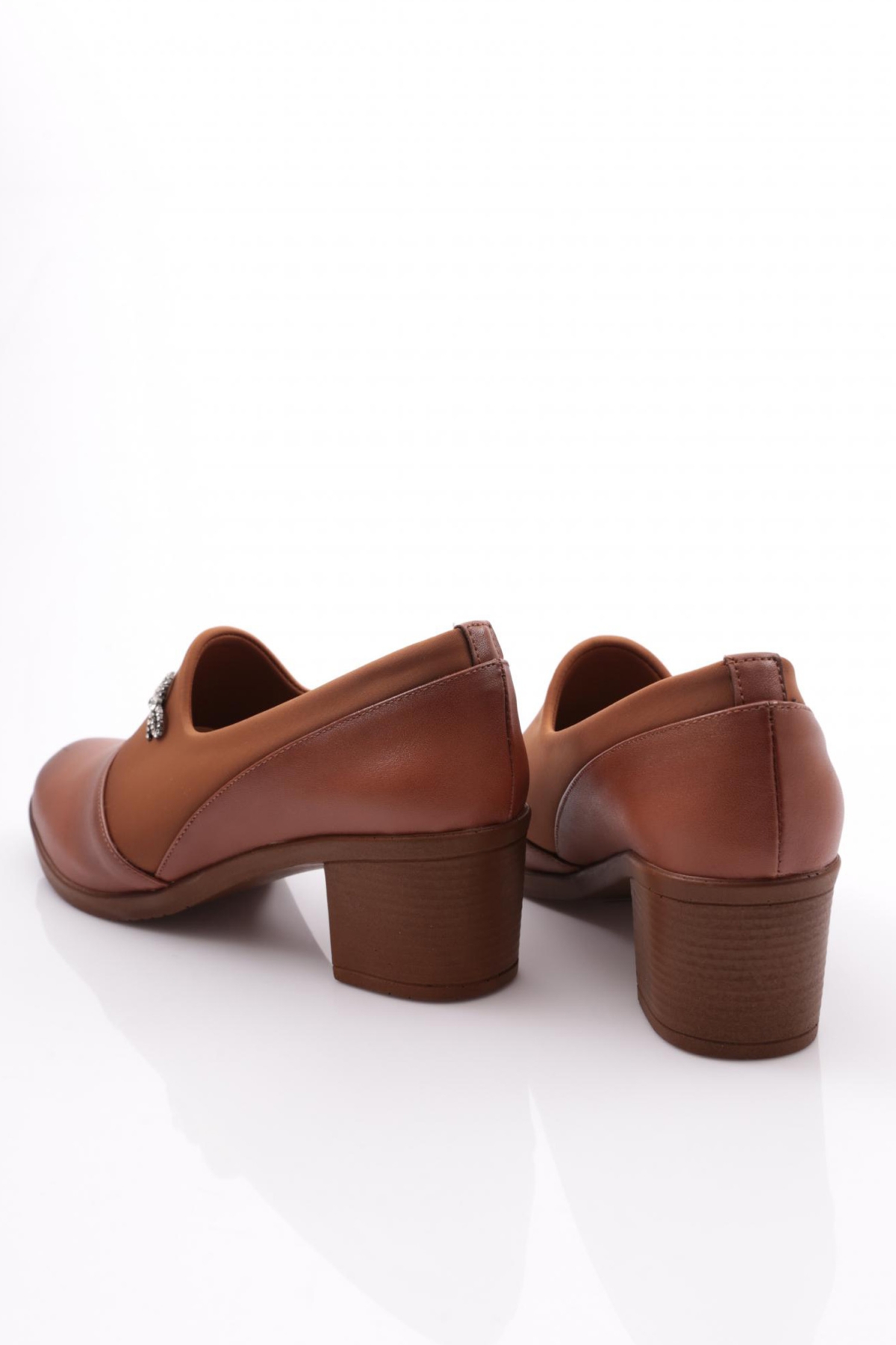 23032 Kadin Kurdela Desenli Topuklu Ayakkabi - Görsel 4