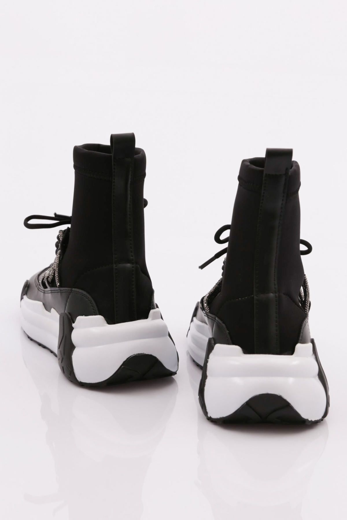 066 Kadin Bot - Görsel 4