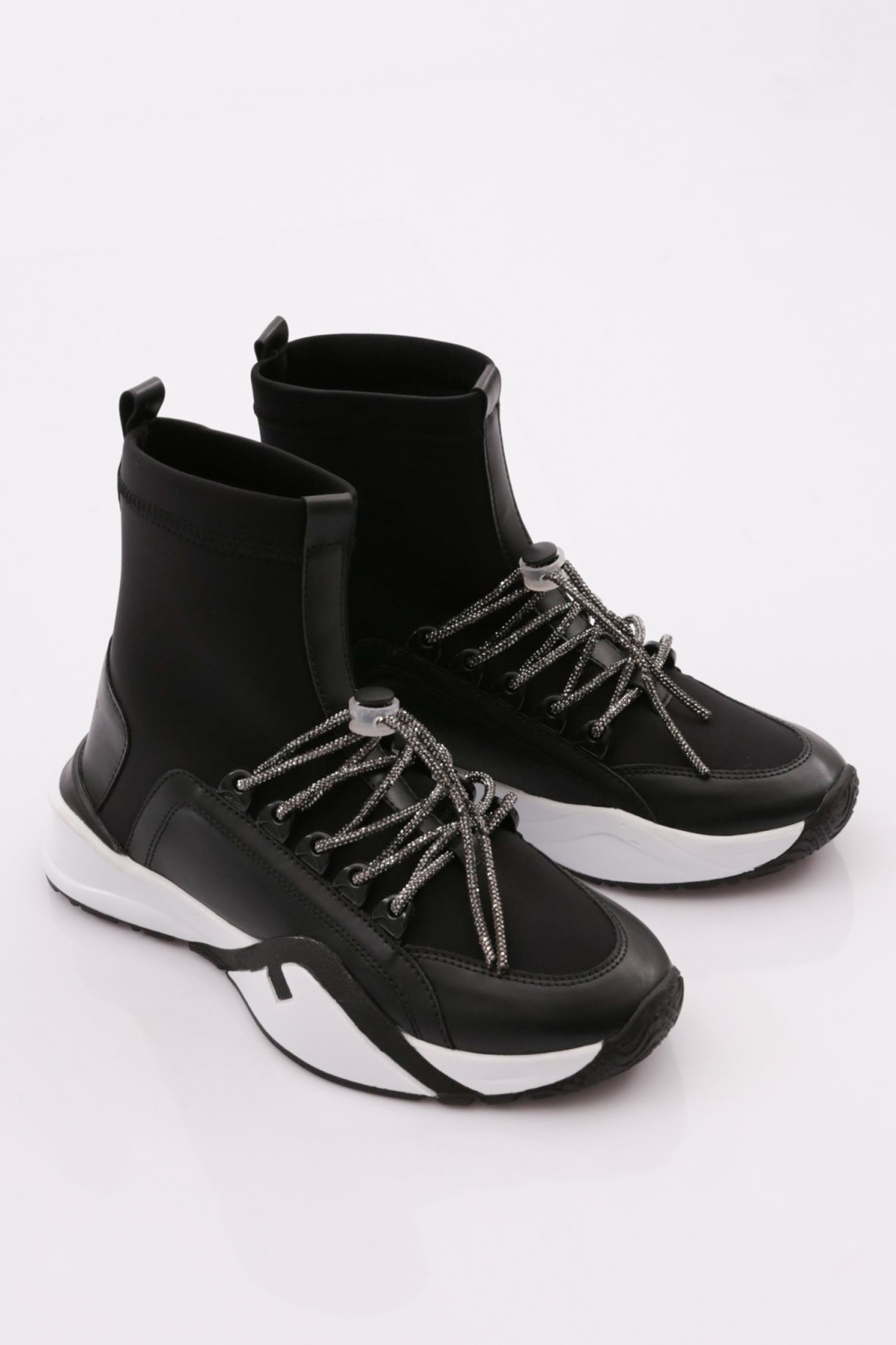 058 Kadin Bot - Görsel 3