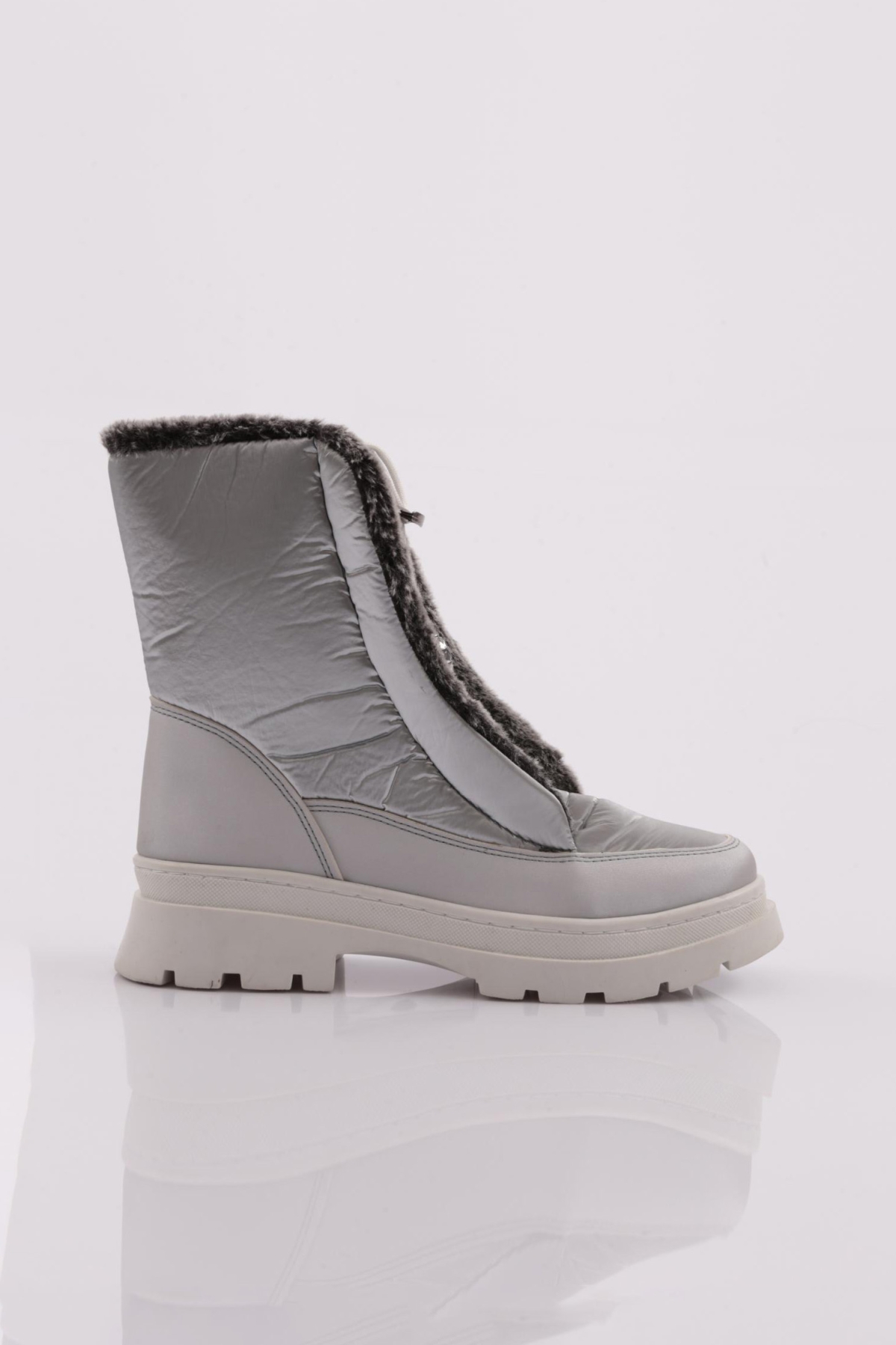 008-22K Kadin Ön Tüylü Bağcikli Yan Femuarli Paraşüt Bot - Görsel 2