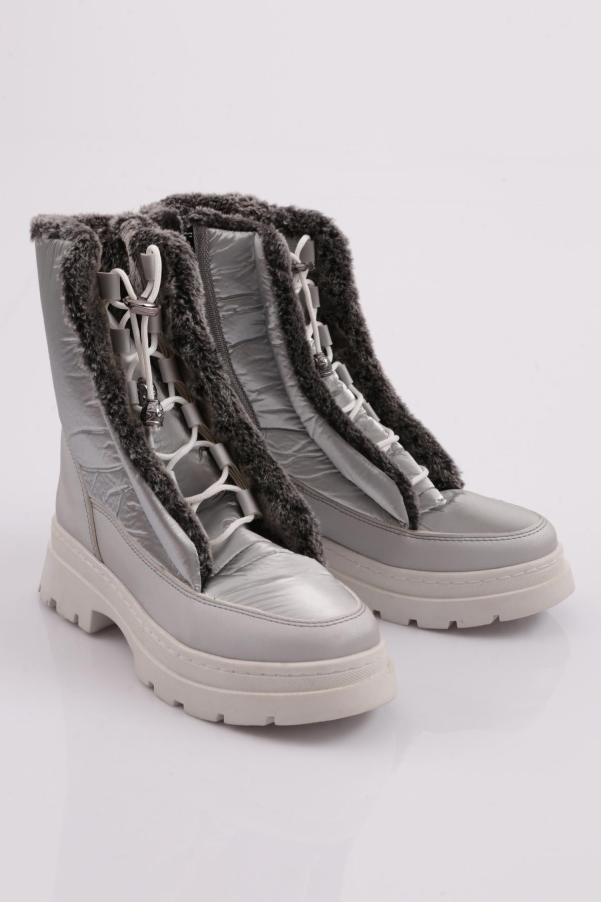 008-22K Kadin Ön Tüylü Bağcikli Yan Femuarli Paraşüt Bot - Görsel 3