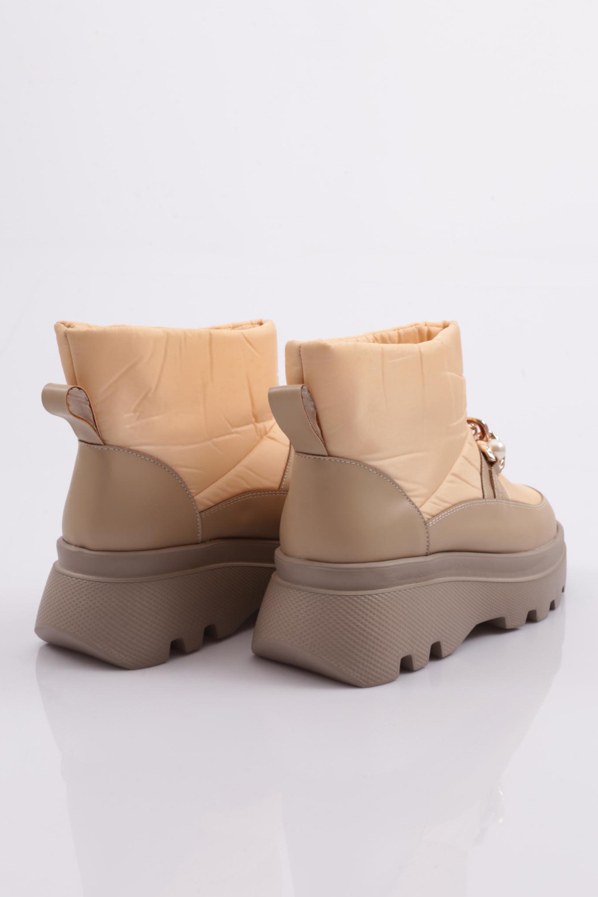 Es808 Kadin Kalin Zincir Aksesuarli İnci Taşli Bot - Görsel 4