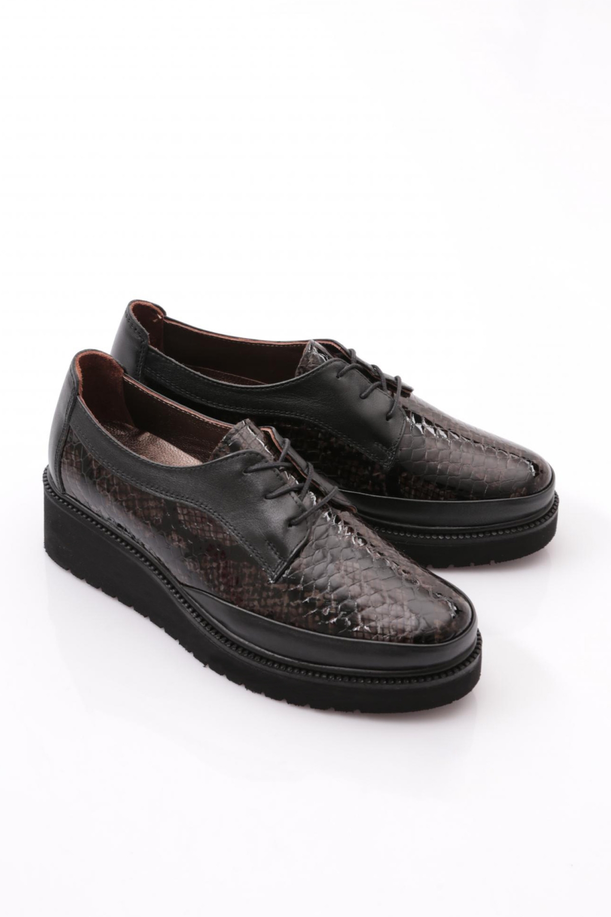 30550 Kadin Comfort Ayakkabi - Görsel 3