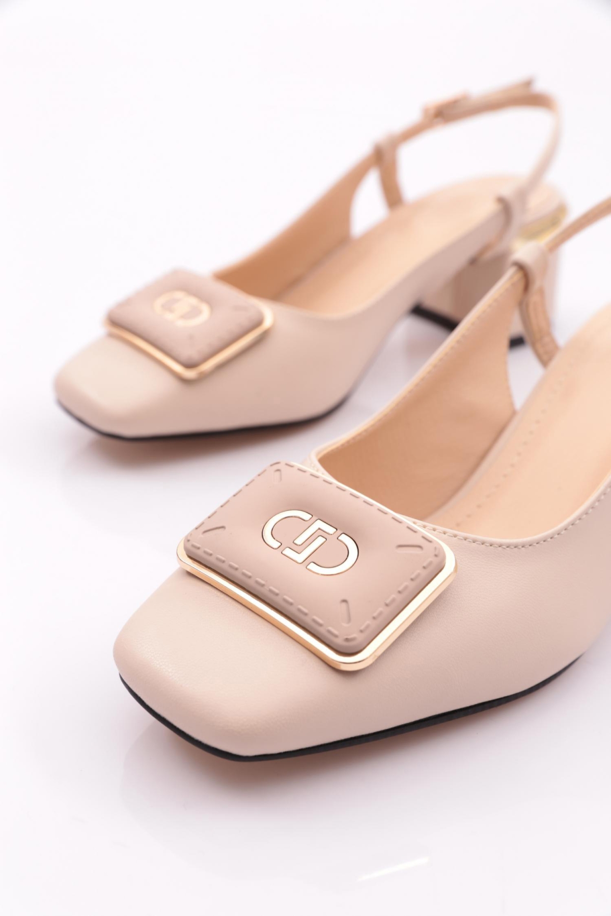 24118 Kadin Topuklu Ayakkabi - Görsel 5