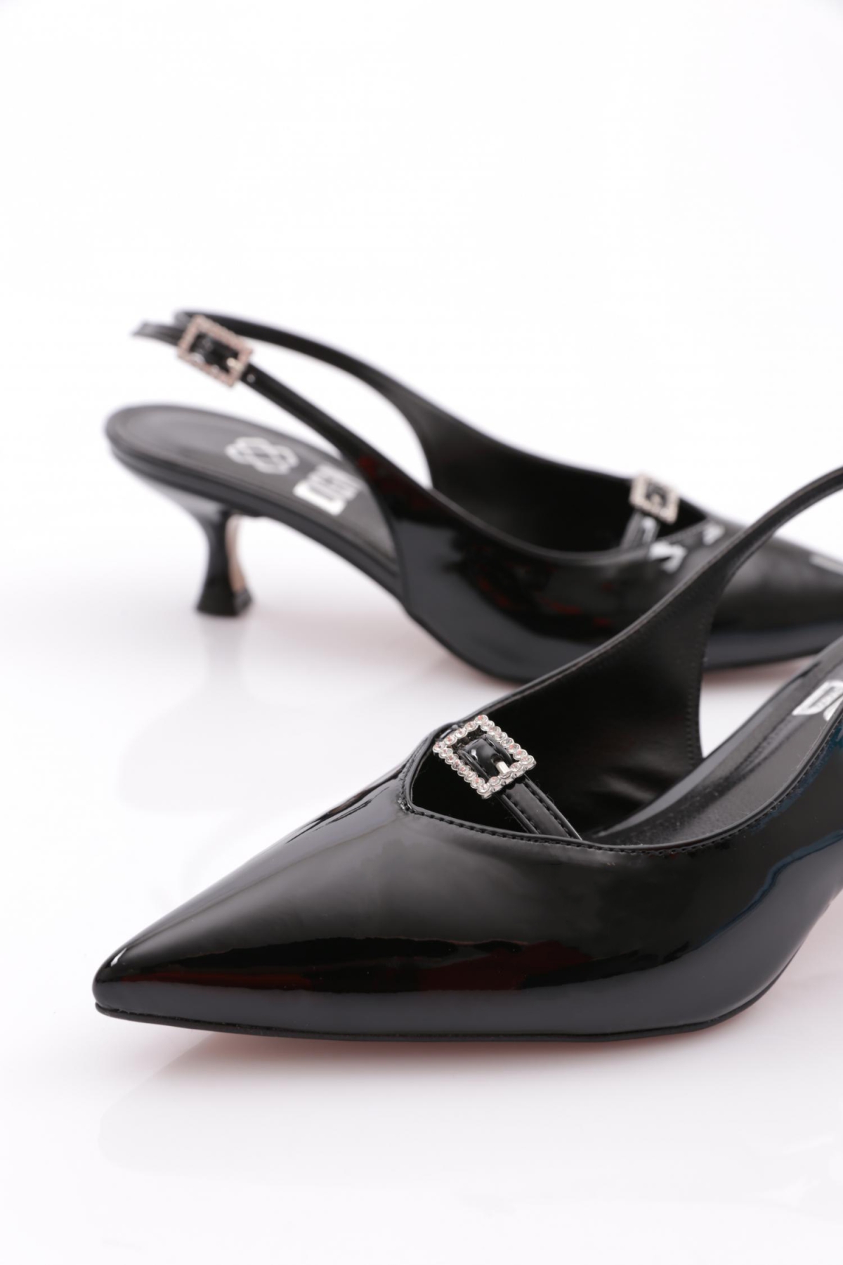 6857 Kadin Arkasi Açik Topuklu Ayakkabi - Görsel 5