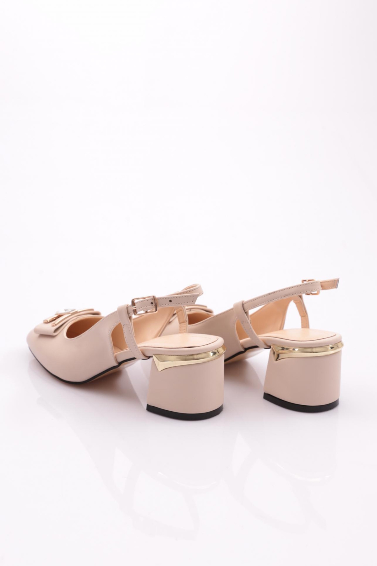 24140 Kadin Taş Tokali Topuklu Ayakkabi - Görsel 4