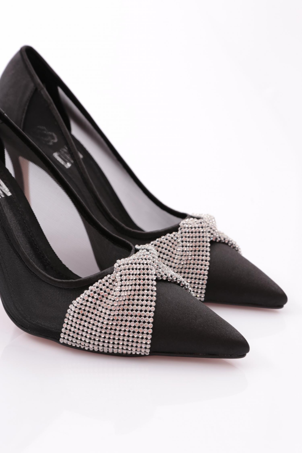 7701 Kadin Sivri Burun Parmak Dekolteli Ayna Aksesuar Detayli Yan Fileli Topuklu Ayakkabi - Görsel 5