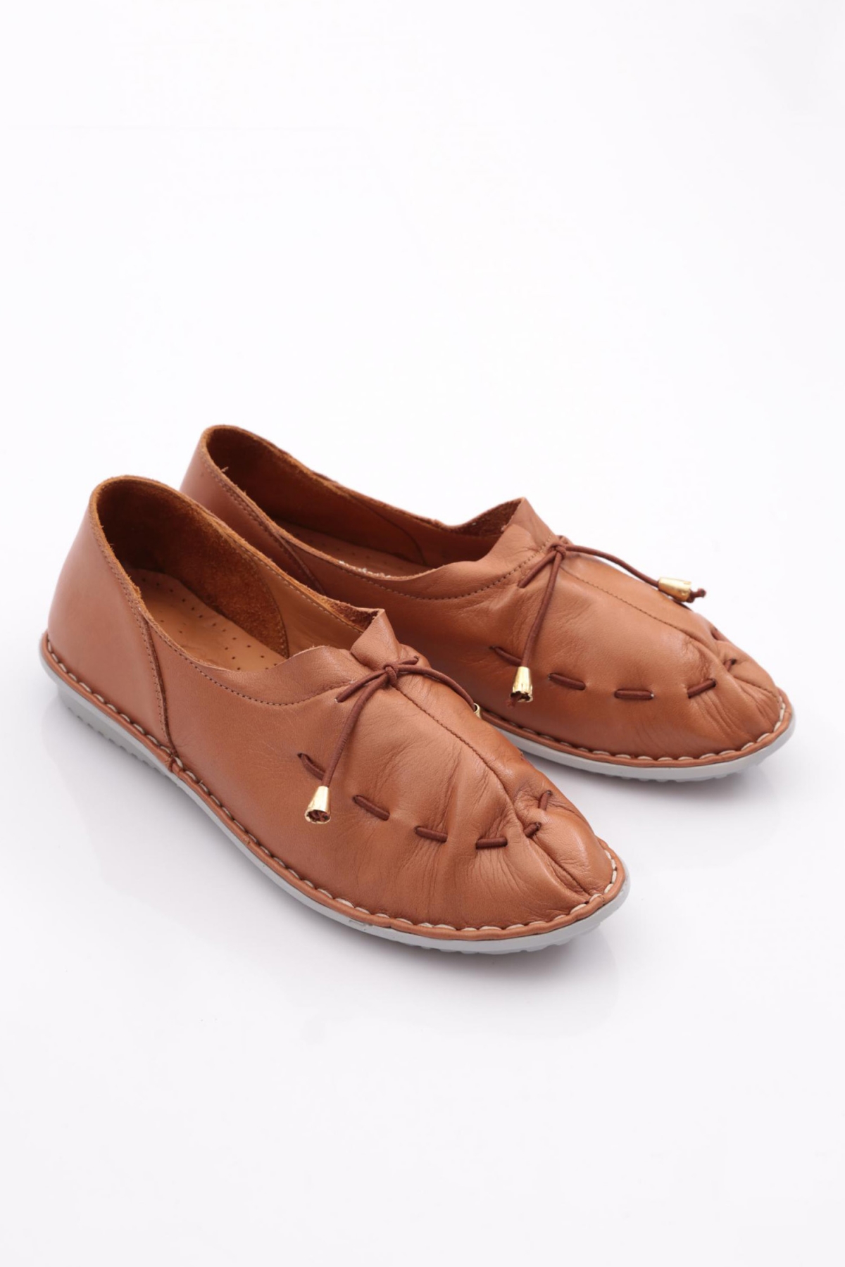 E221 Kadin Dikiş Detayli Çiçek Süsleme Babet - Görsel 3