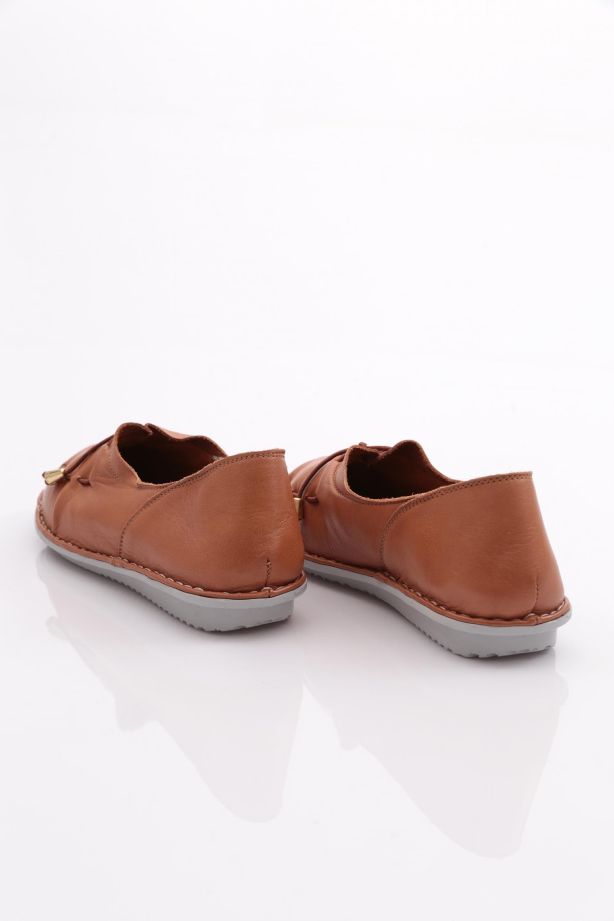 E221 Kadin Dikiş Detayli Çiçek Süsleme Babet - Görsel 4