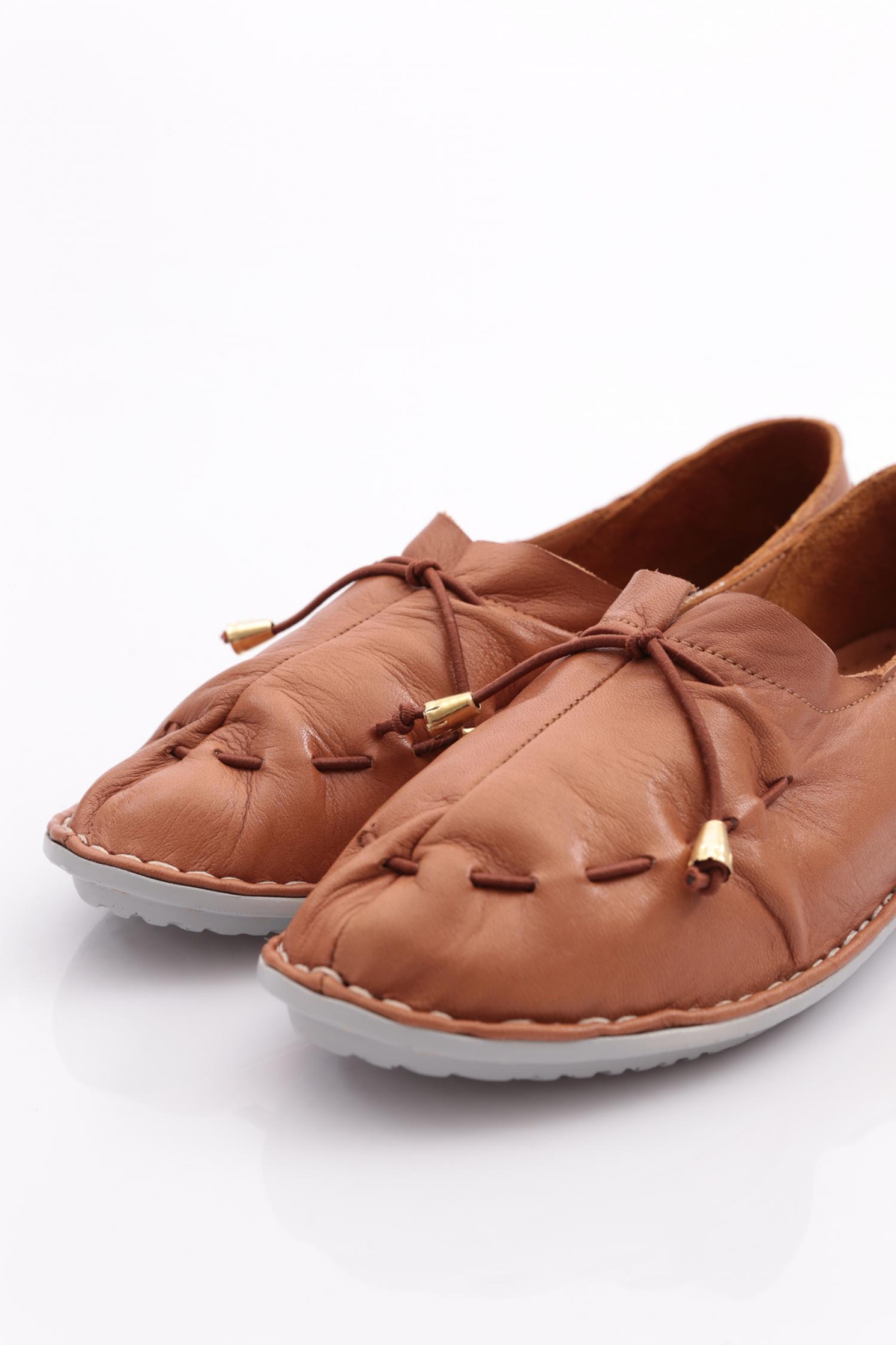 E221 Kadin Dikiş Detayli Çiçek Süsleme Babet - Görsel 5