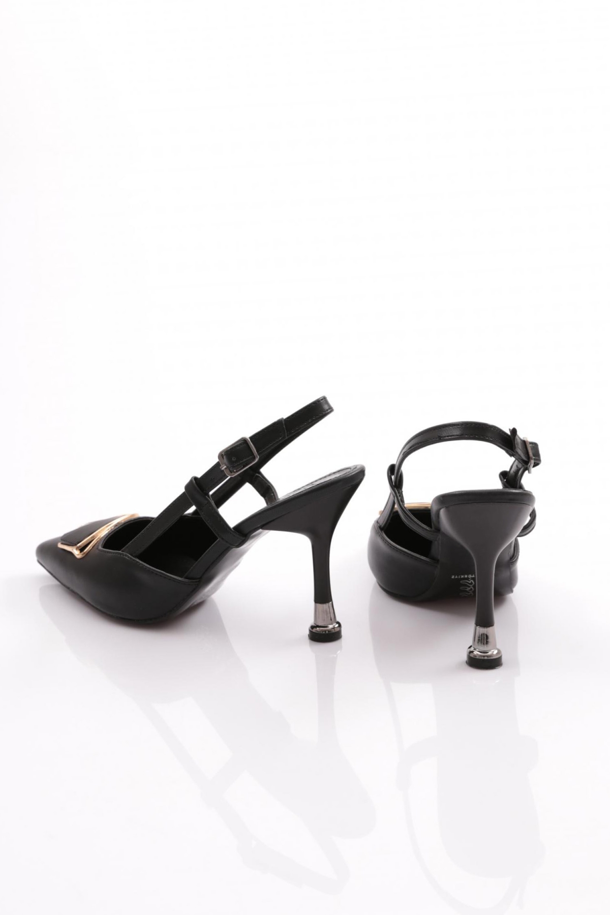 https://floimages.mncdn.com/media/catalog/product/24-03/08/201154644-3-1709881179.jpg
