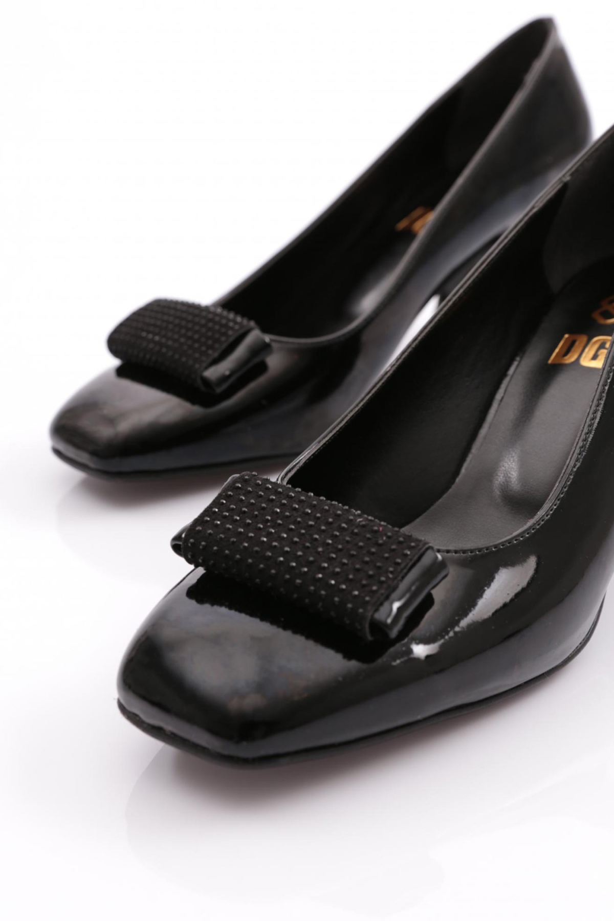 https://floimages.mncdn.com/media/catalog/product/24-03/08/201154673-4-1709881649.jpg