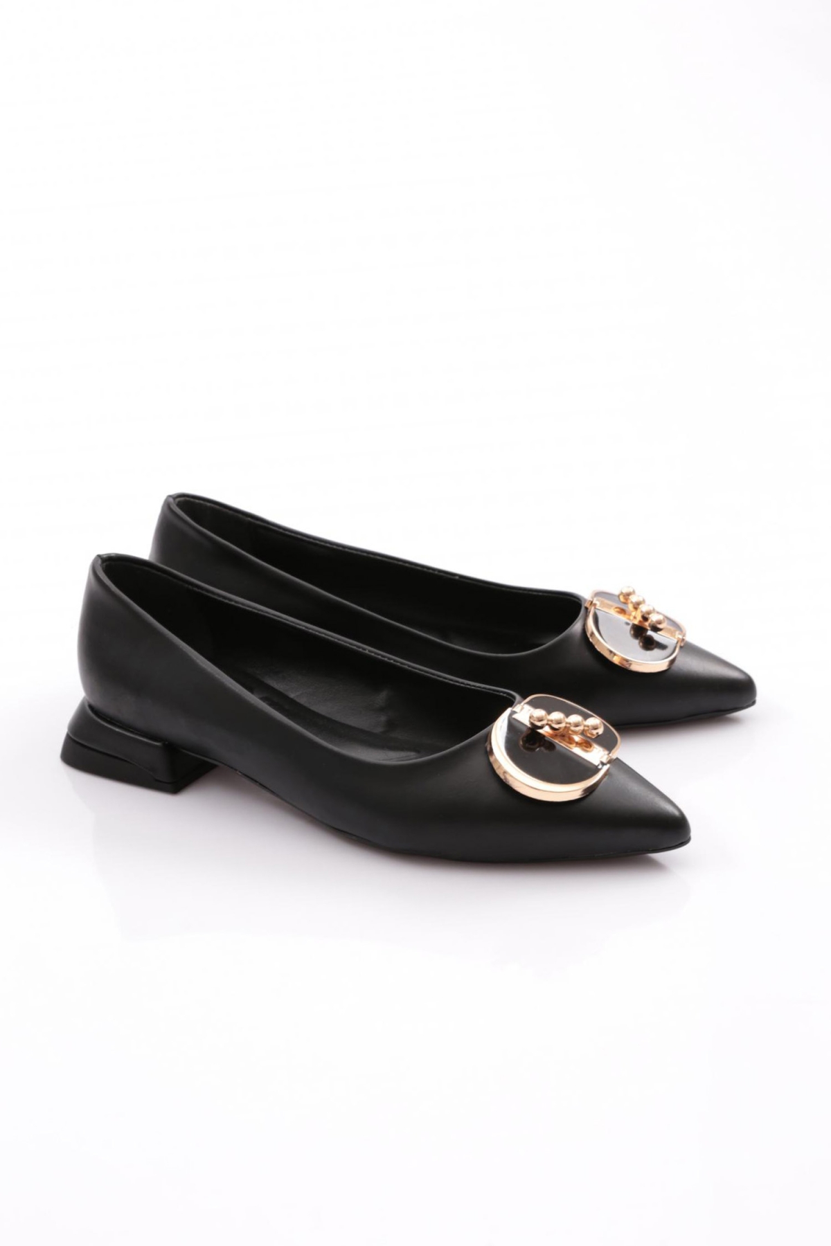 https://floimages.mncdn.com/media/catalog/product/24-03/08/201154688-2-1709881883.jpg
