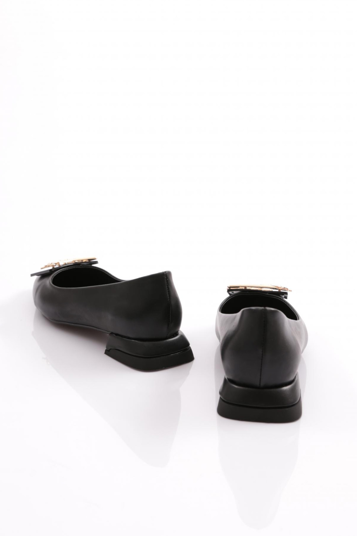 2876 Kadin Yaprak Broşlu Babet - Görsel 4