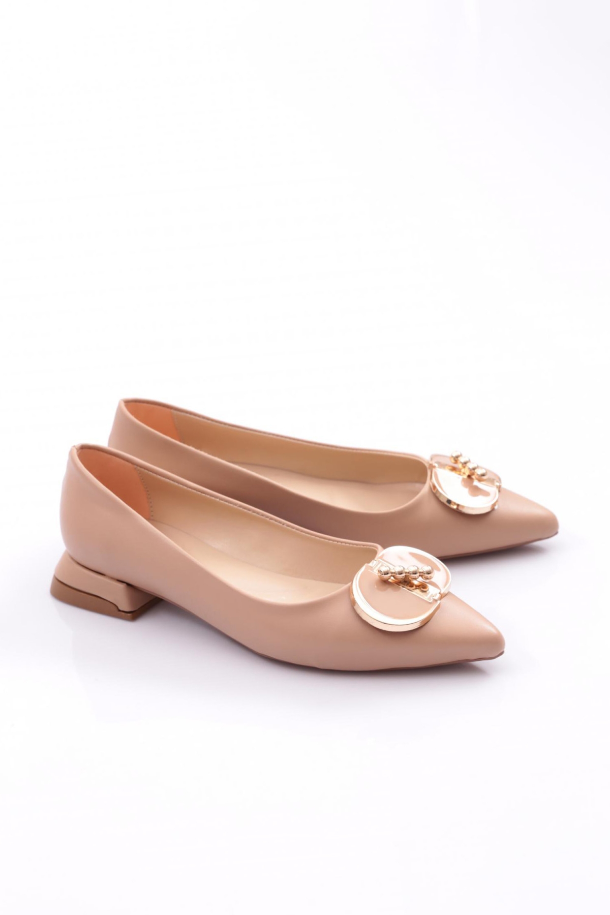 https://floimages.mncdn.com/media/catalog/product/24-03/08/201154695-2-1709881892.jpg