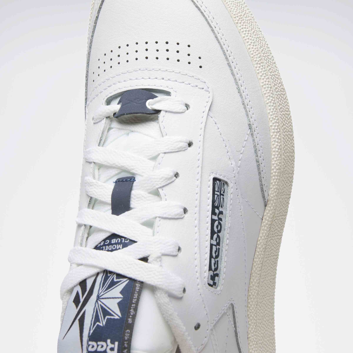 club-c-85-beyaz-erkek-sneaker