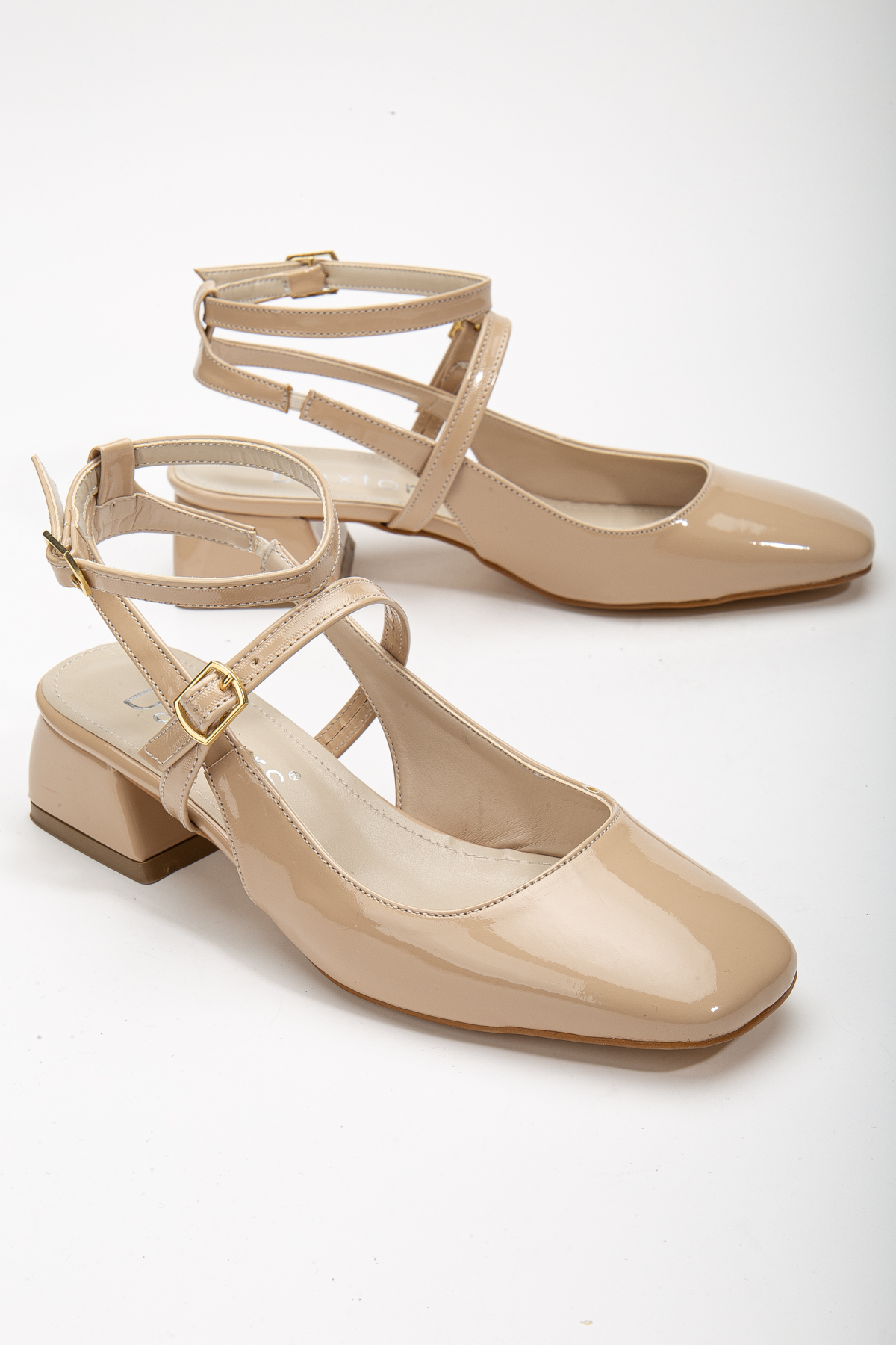 Daxtors D0351 Kadın Arkası Açık Kare Burunlu Baretli Düşük Klasik Topuklu Ayakkabı - Görsel 5