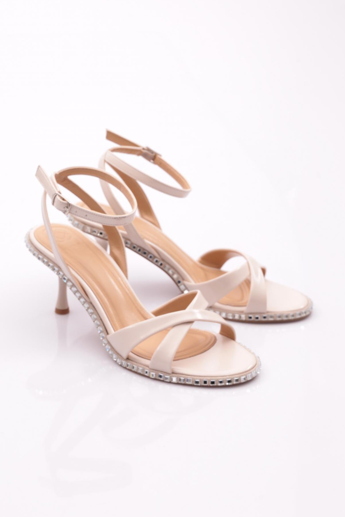 2416 Kadin Çapraz Bantli Topuklu Abiye Ayakkabi - Görsel 3
