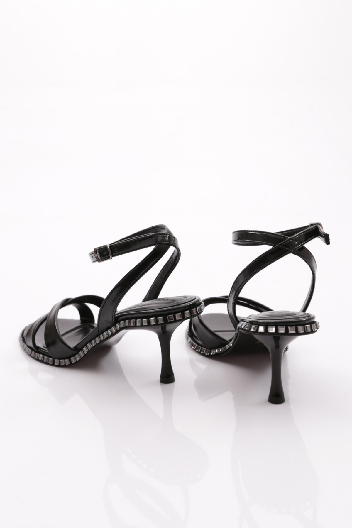 2416 Kadin Çapraz Bantli Topuklu Abiye Ayakkabi - Görsel 4