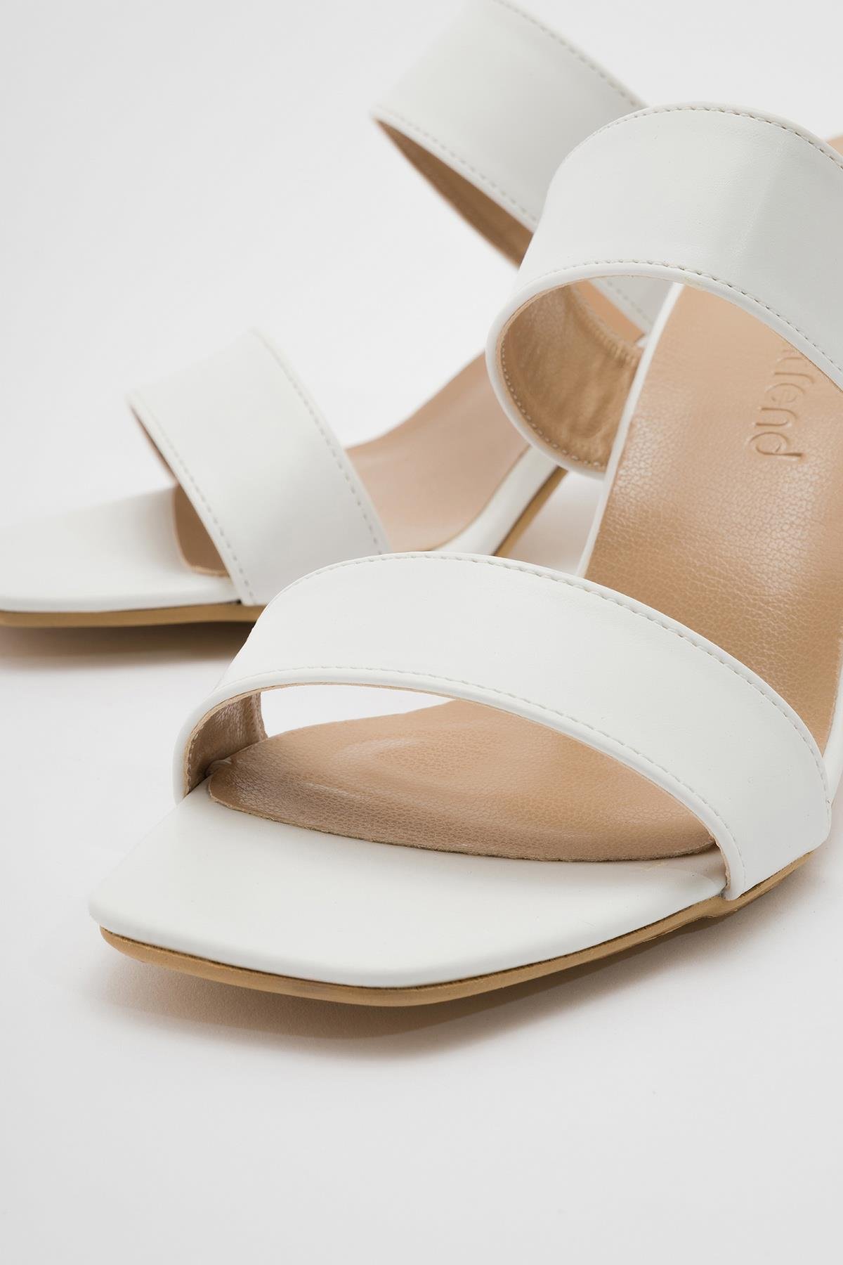 2 Bantlı Kadın Topuklu Terlik BEYAZ CİLT - Görsel 4