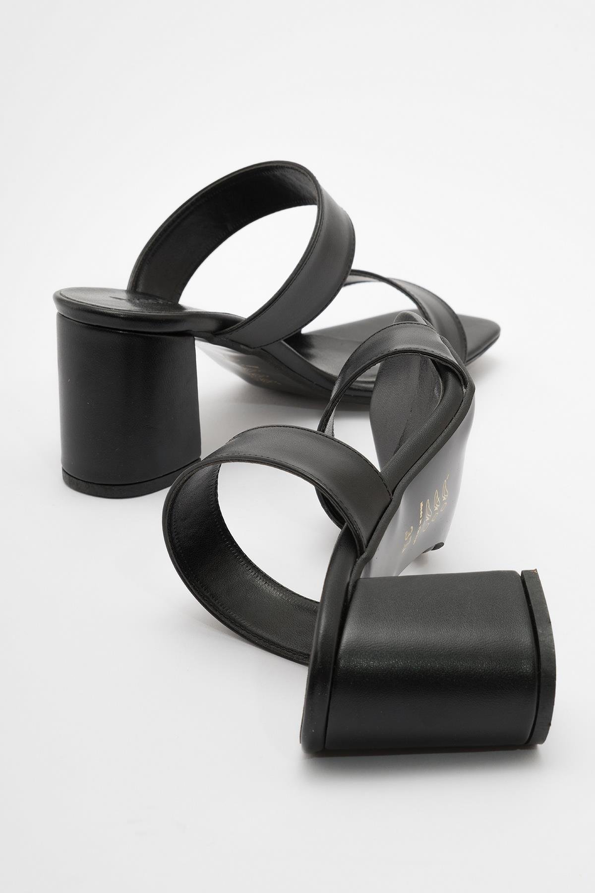 Kadın Küt Burunlu SİYAH CİLT - Görsel 5