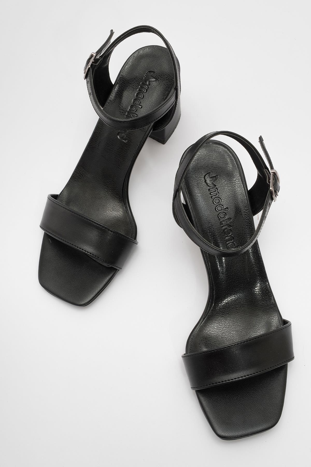 Kadın Küt Burunlu SİYAH CİLT - Görsel 6