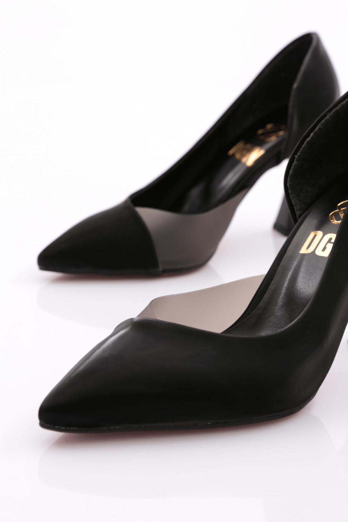 0653 Kadin Sivri Burun Parmak Dekolteli Yani Transparan Uzun Topuklu Ayakkabi - Görsel 5