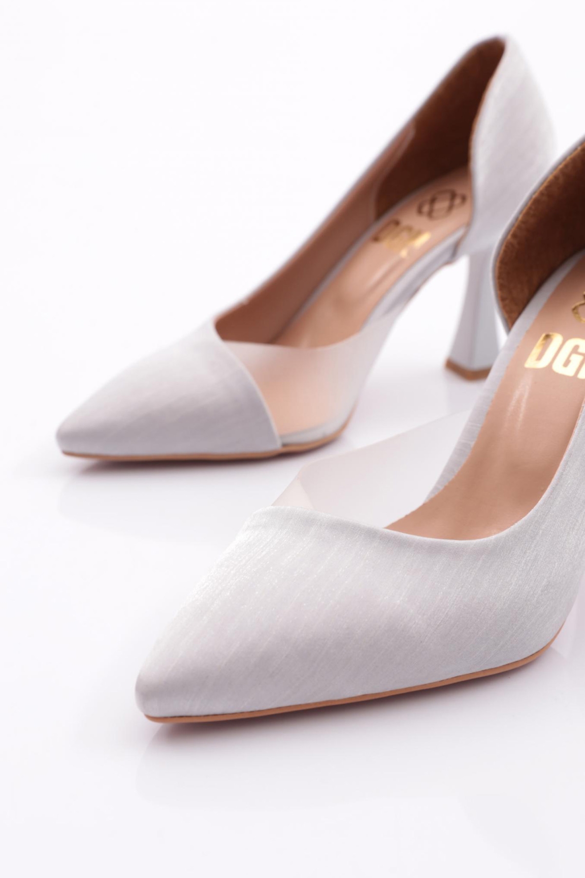 0653 Kadin Sivri Burun Parmak Dekolteli Yani Transparan Uzun Topuklu Ayakkabi - Görsel 5