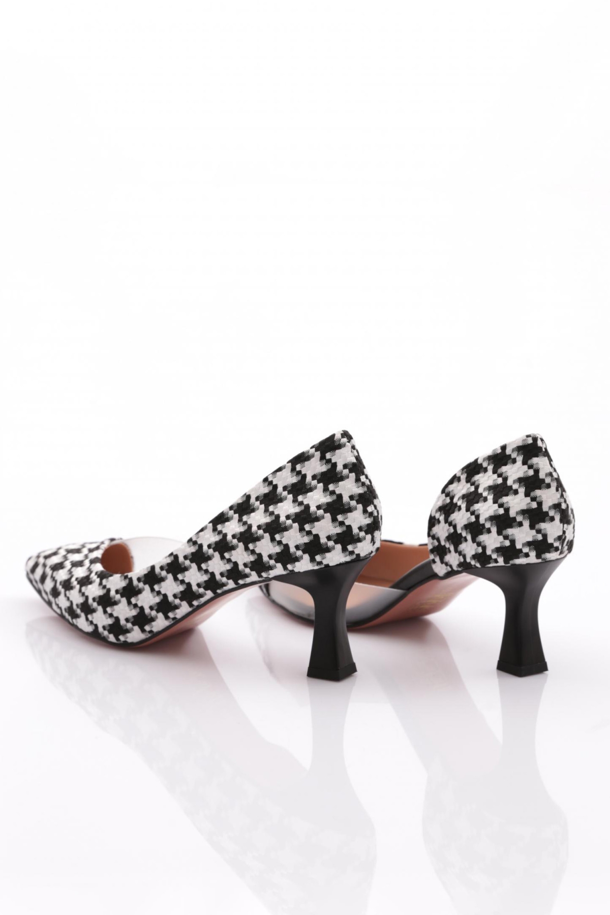 353 Kadin Yani Transparan Sivri Burun Parmak Dekolteli Topuklu Ayakkabi - Görsel 4