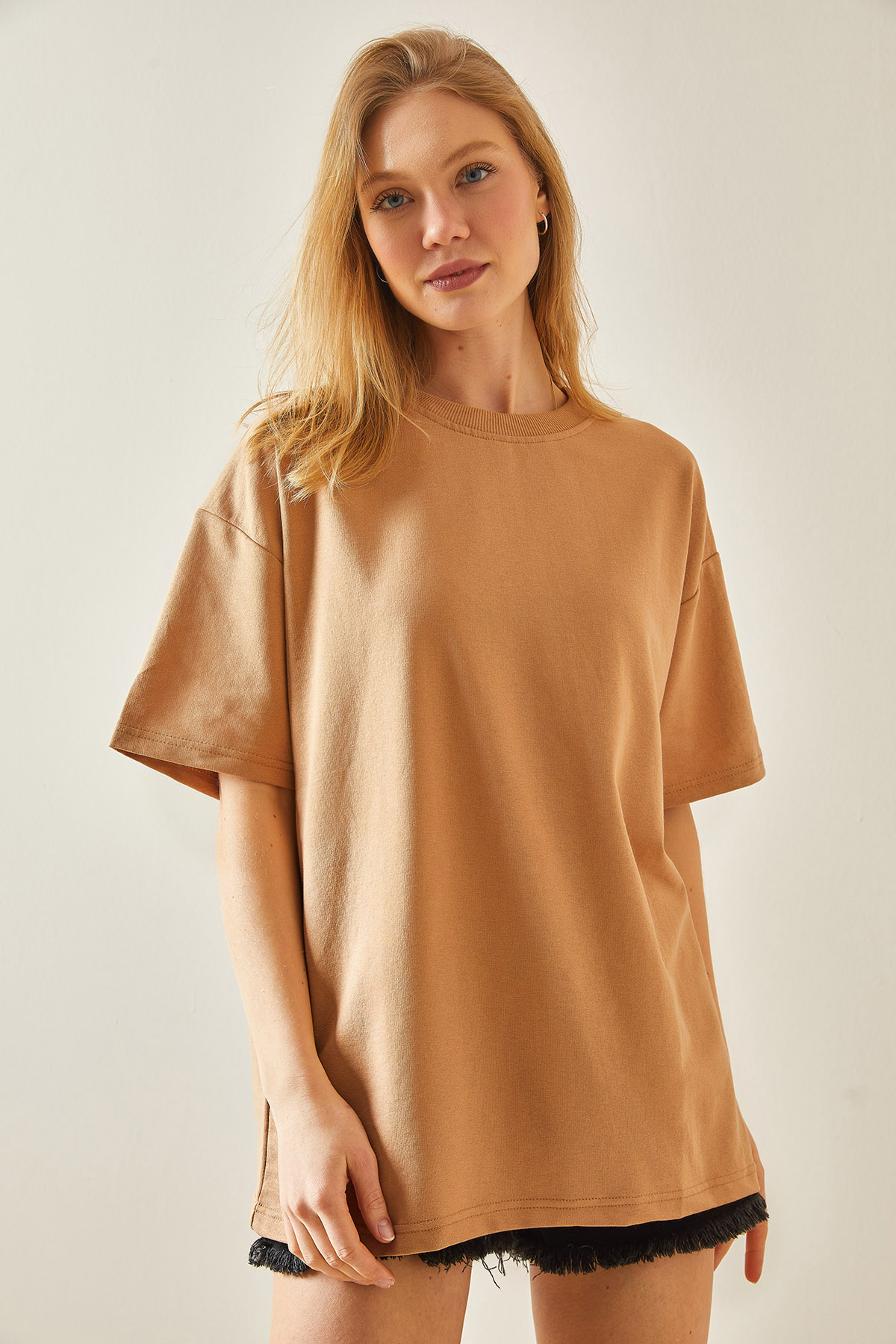 Taba Oversize Basic T-Shirt 3YXK1-47087-30