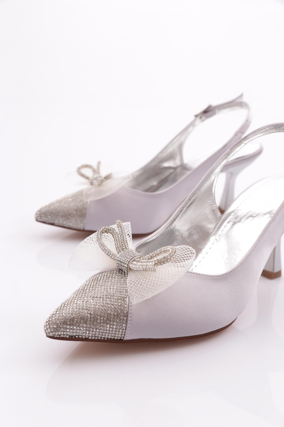 K929 Kadin Sivri Burun Kurdela Detayli Topuklu Ayakkabi - Görsel 5