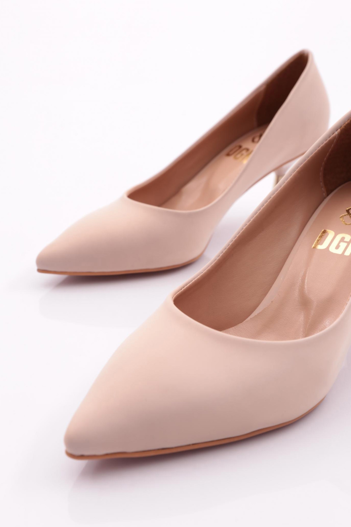 340-1 Kadin Sivri Burun Parmak Dekolteli Topuklu Ayakkabi - Görsel 5