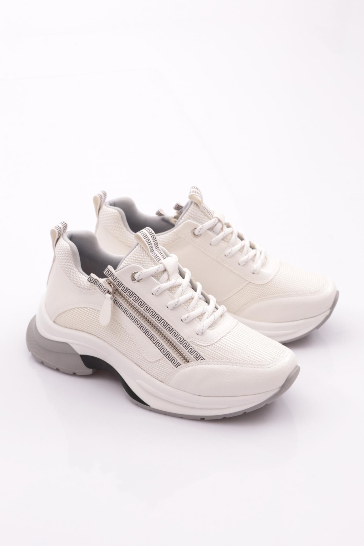 30164 Kadin Bağcikli Fermuarli Spor Ayakkabi - Görsel 3