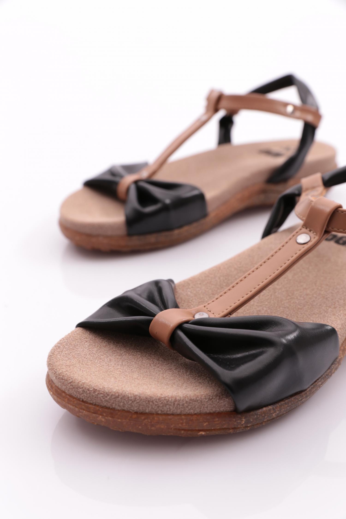 2512 Kadin Düz Taban Bilekten Bağlama Sandalet - Görsel 5