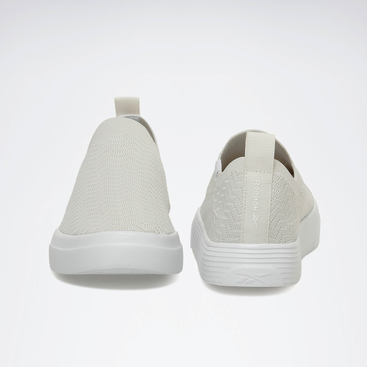 onlux-slip-on-beyaz-kadin-yuruyus-ayakkabisi