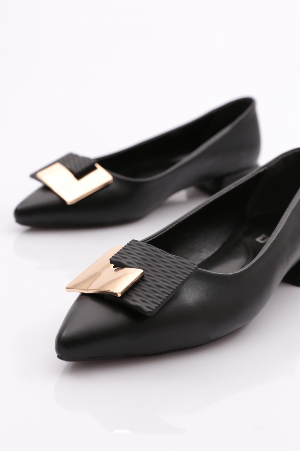 2801-23Y Kadin Sivri Burun Kare Tokali Babet - Görsel 5