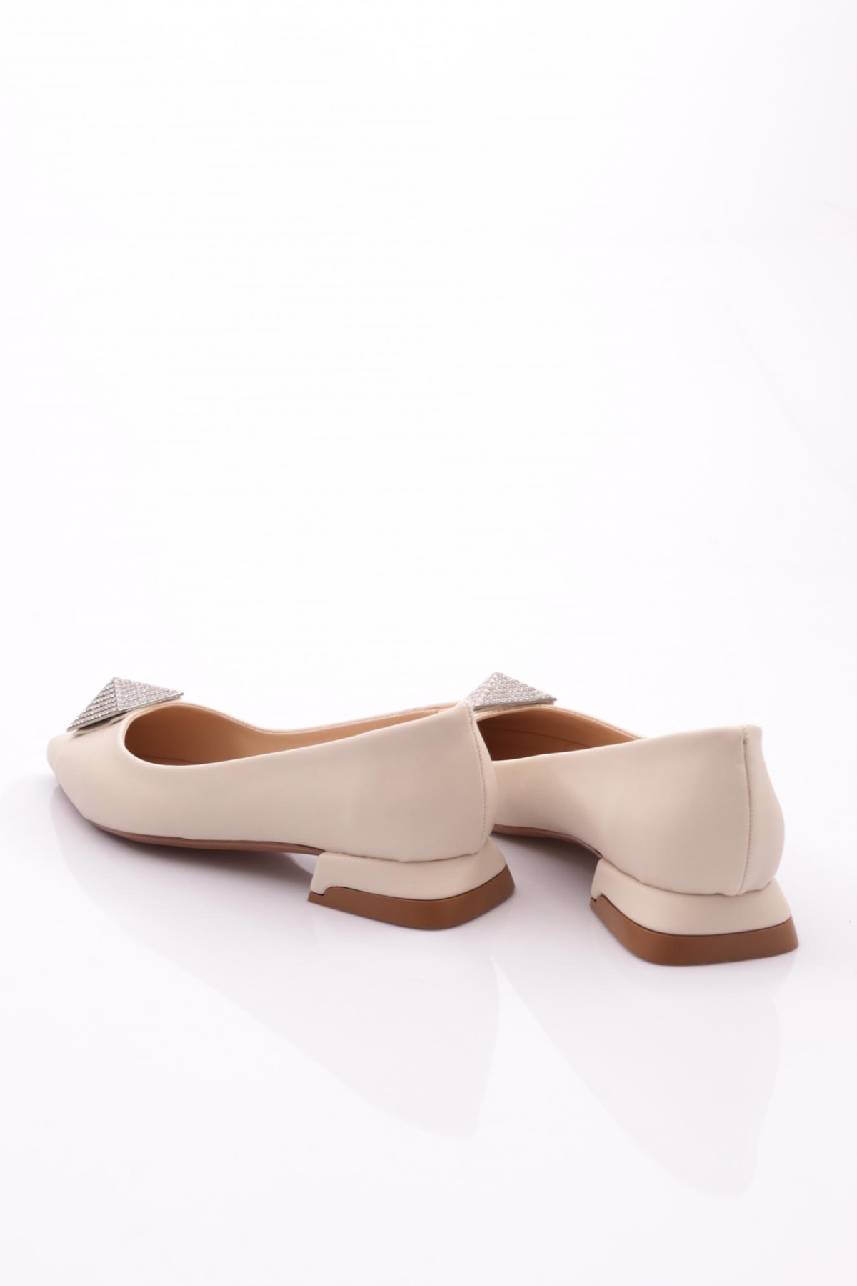 2807 Kadin Sivri Burun Kristal Taş Tokali Galvaniz Ökçeli Babet - Görsel 4